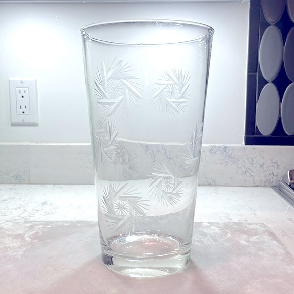 Vintage Crystal Vase Extra Large 12” Etched Spinner Daisy Design Great Condition
